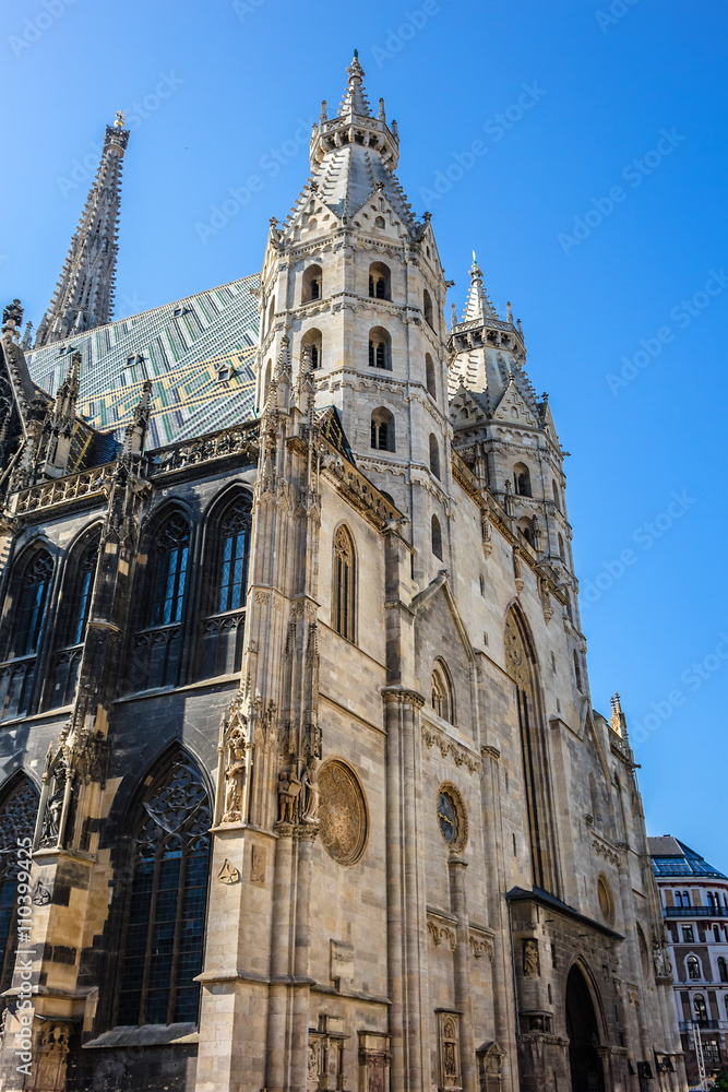 Fototapeta premium St. Stephan cathedral (Stephansdom, 1147) in Vienna, Austria.