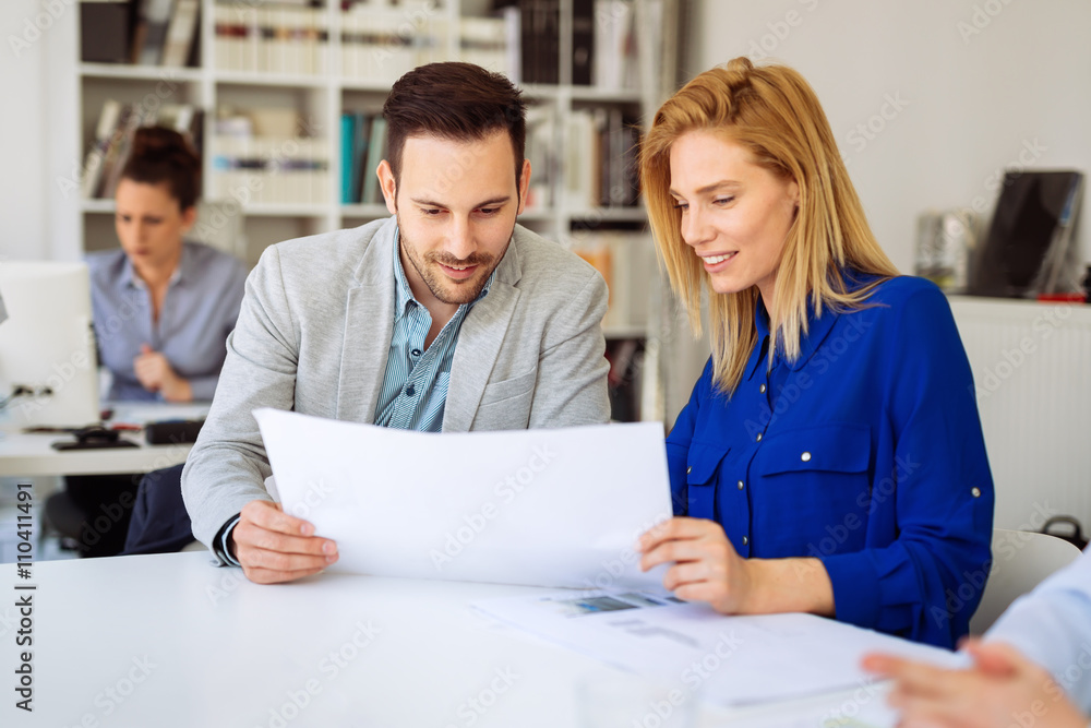 Obraz premium Business people working