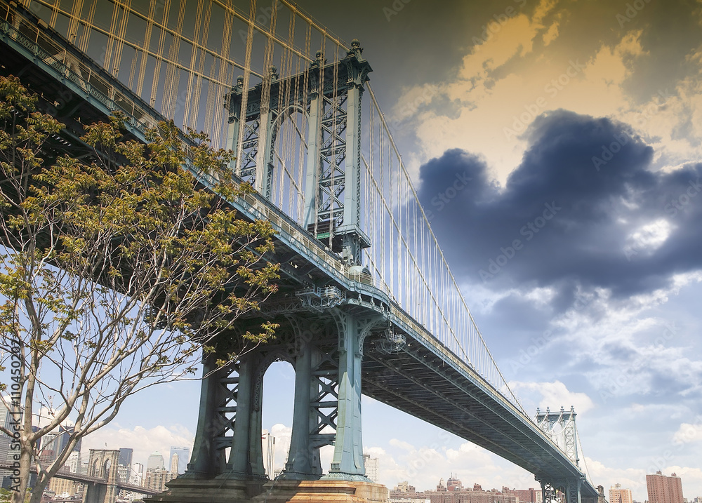 Fototapeta premium Most na Manhattanie