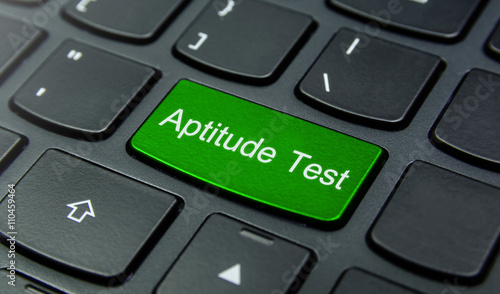Fotografi Business Concept: Close-up the Aptitude Test button on the keyboard and have Lim