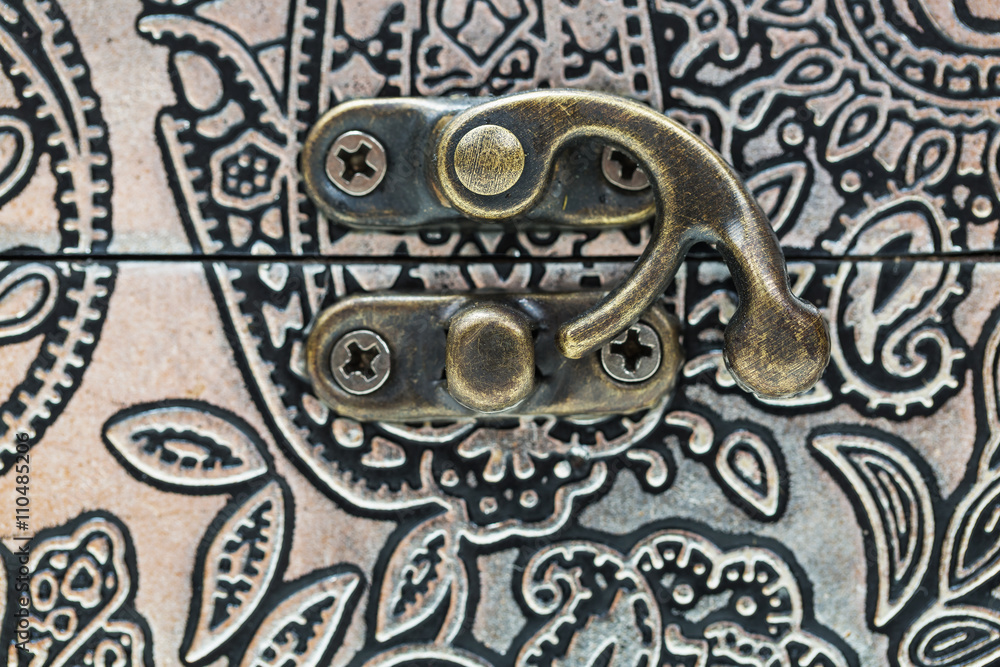 steel lock steel lock