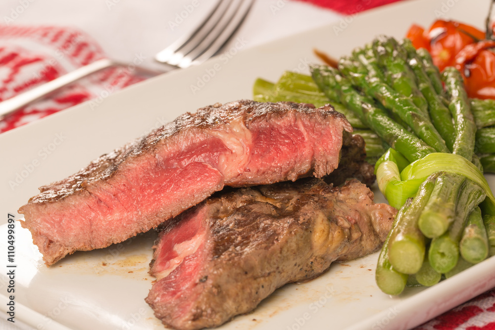 Grilled beef tenderloin with vegetables Grilled beef tenderloin with vegetables