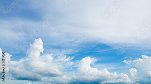 Fototapeta Naklejka Na Ścianę i Meble -  cloud  with blue sky