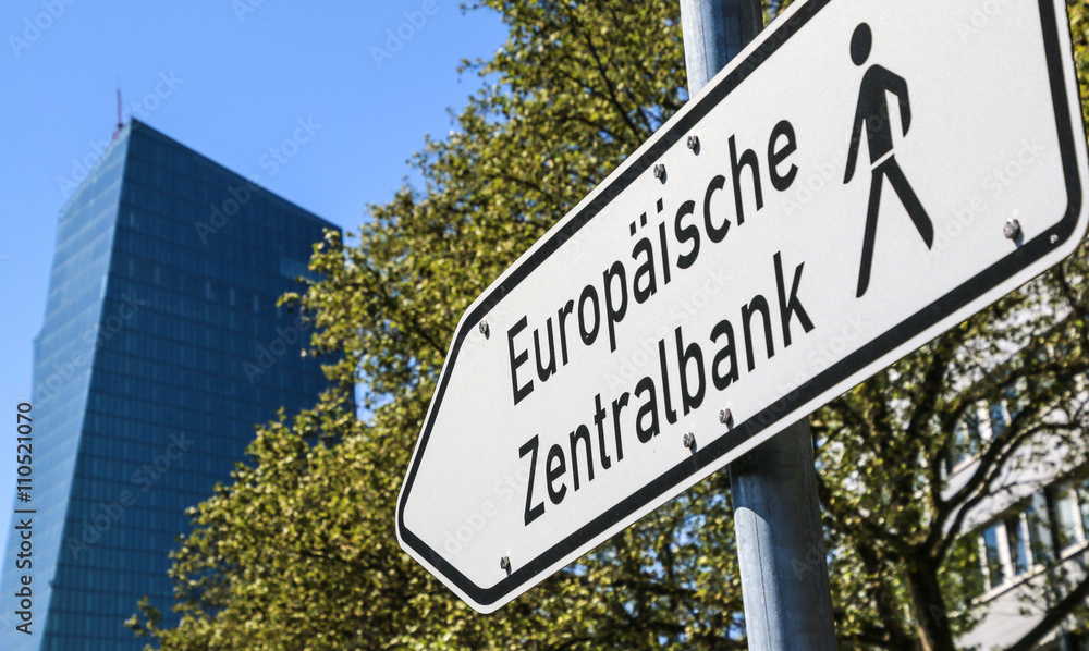 Obraz premium Wegweiser zum Eurotower