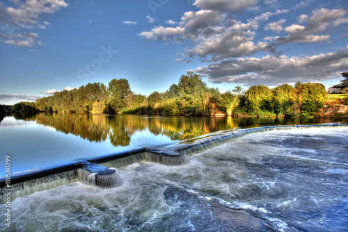 Tableau sur toile L'écluse des Ondes à Trentels - Lot et Garonne