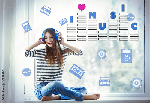 Woman listening to music wi...