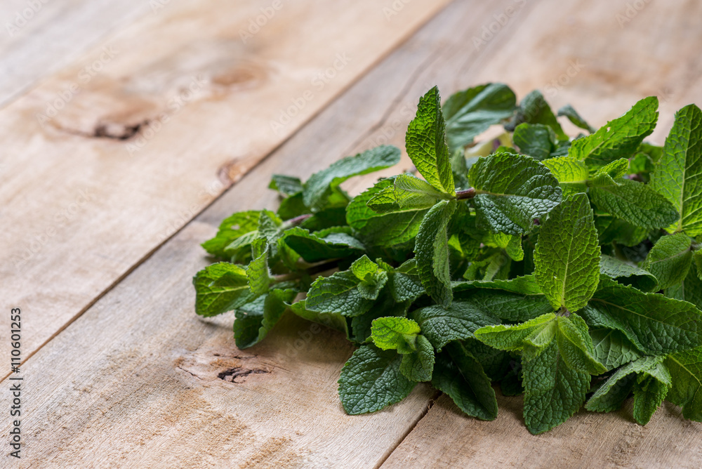 mint, fresh, background, wood, food mint, fresh, background, wood, food