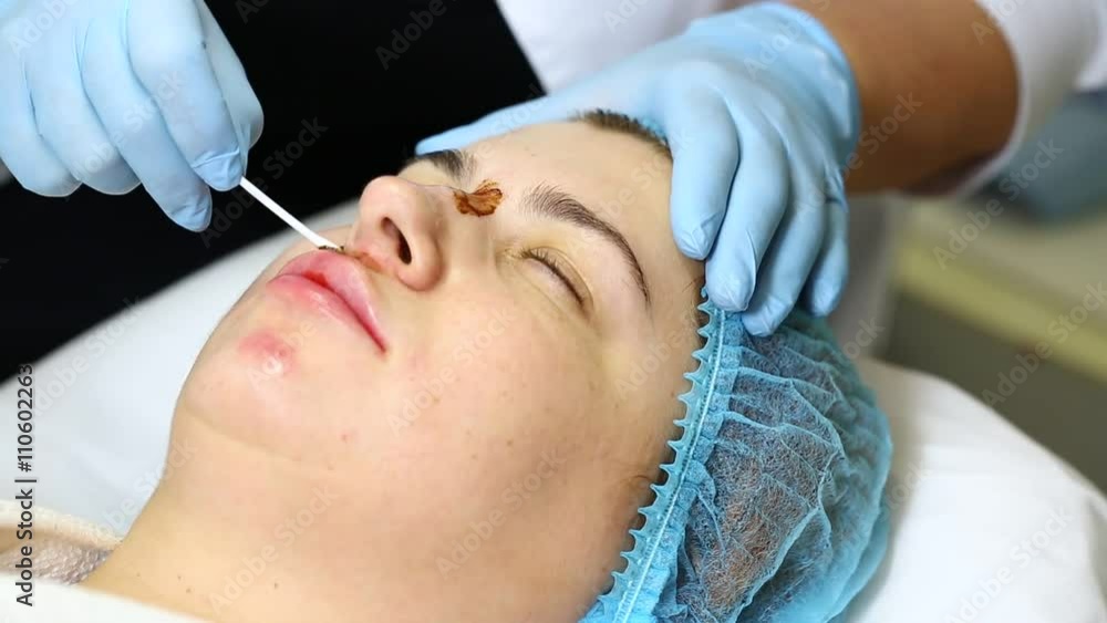 Cosmetic treatment with injection in a clinic Cosmetic treatment with injection in a clinic