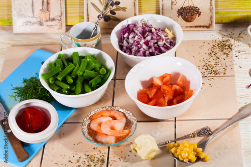 bowls, kitchen, recipe, ingredient, green beans, red onion, sweet corn, tomatoes, sliced, tiles, interior, still life, italian,