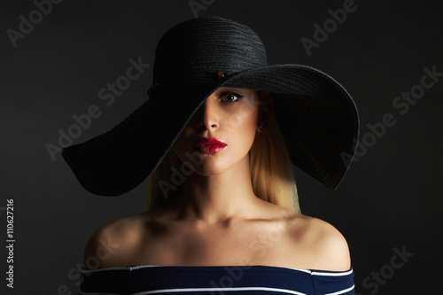 Wallpaper Mural Beautiful woman in hat. Retro fashion beauty model girl with red lips Torontodigital.ca