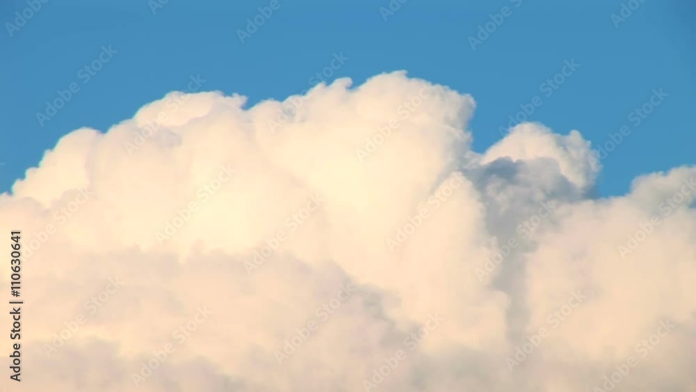 Beautiful and BIG moving clouds
