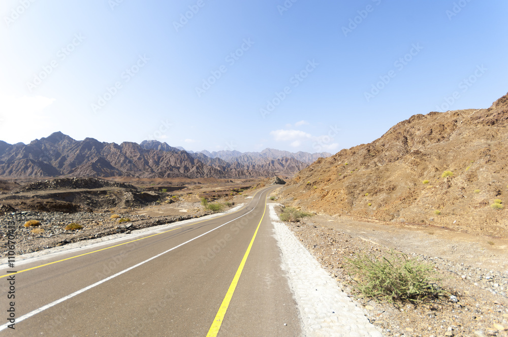 Road in the mountains of Ras al Khaimah, United Arab Emirates
