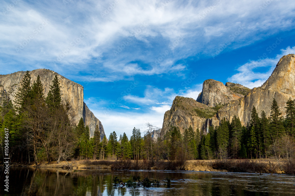 Beautiful scenario at the Yosemite National Park, California, USA Beautiful scenario at the Yosemite National Park, California, USA