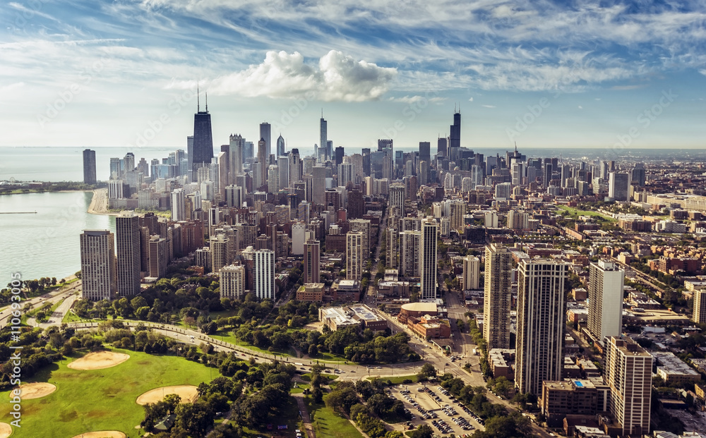 Fototapeta premium Chicago Downtown Skyline widok z lotu ptaka