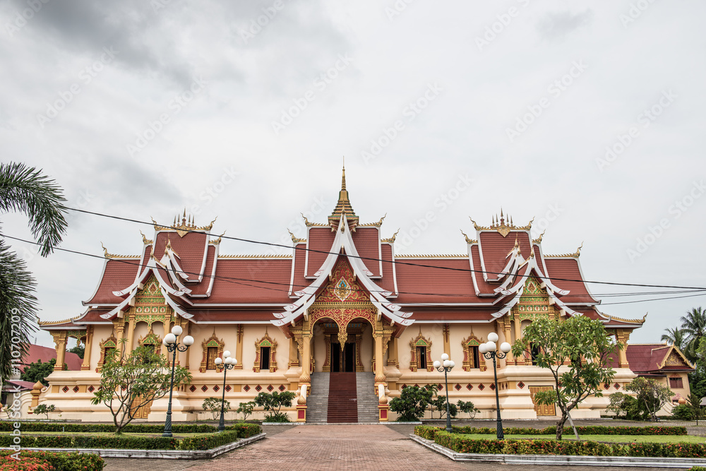 Pha That Luang Complex