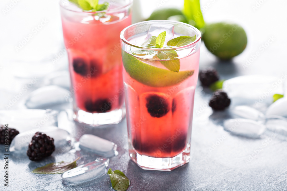 Blackberry and lime refreshing summer cocktail Blackberry and lime refreshing summer cocktail