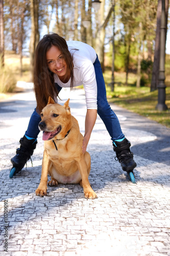 Female with brown dog. © Fxquadro