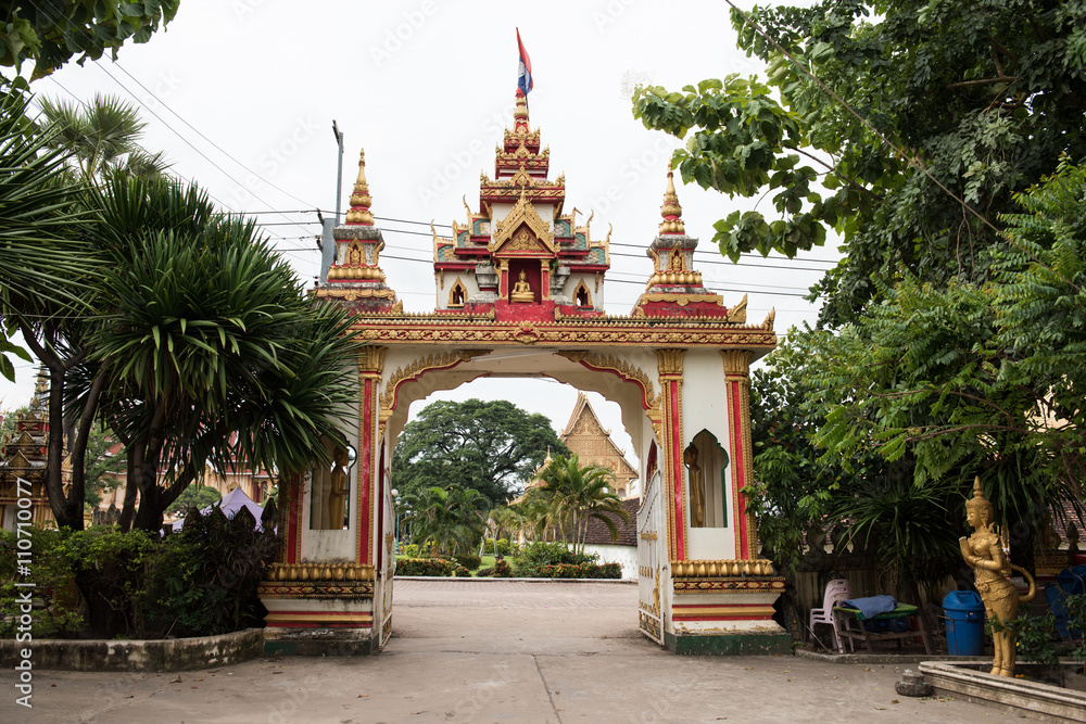 Beautifully Architectured Gate Beautifully Architectured Gate