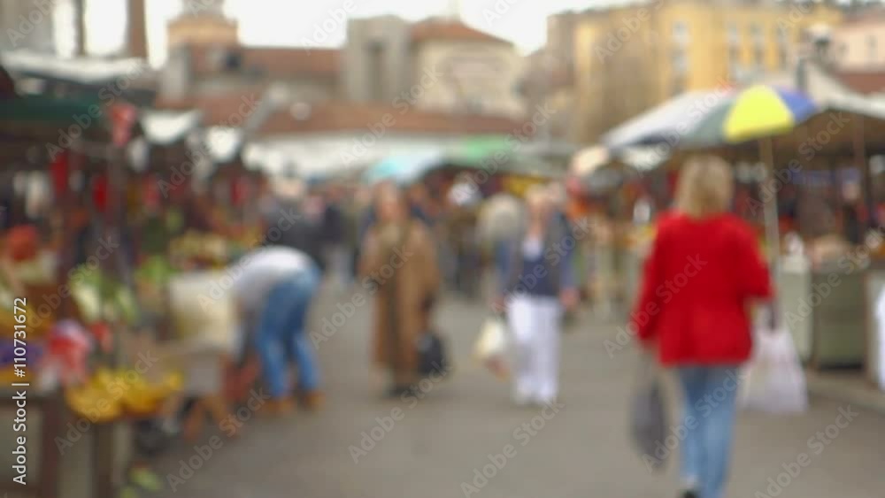 City Green Market Crowd - Blurred and unrecognizable people City Green Market Crowd - Blurred and unrecognizable people