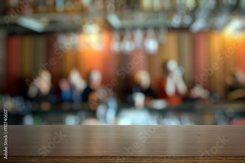 Wallpaper Mural bar in a club Torontodigital.ca