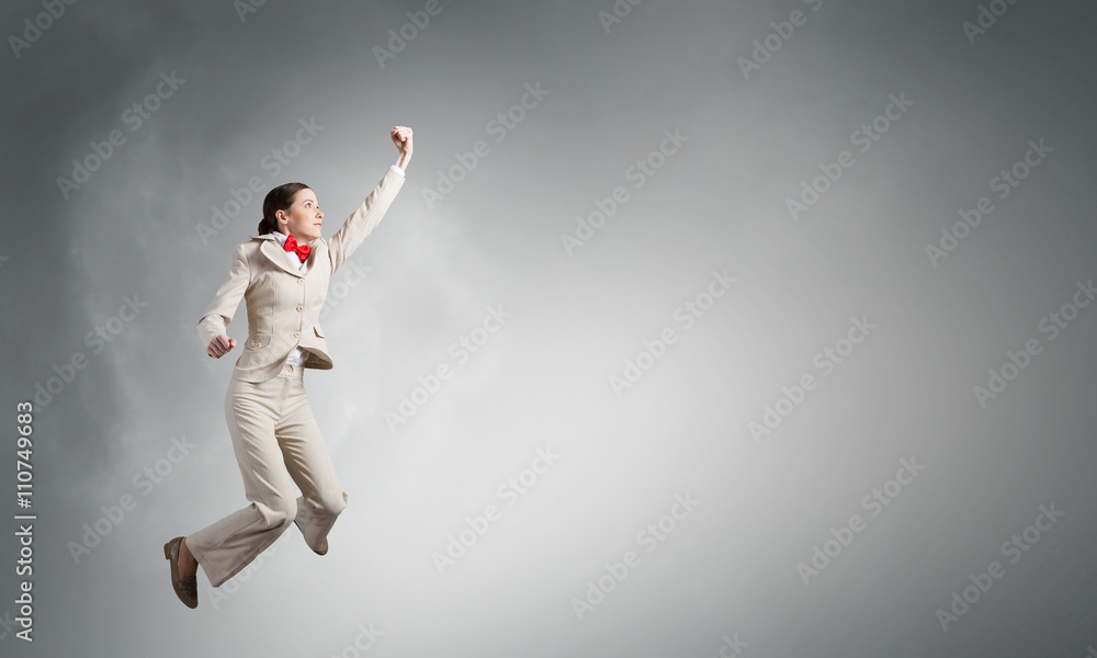 She is facing difficulties She is facing difficulties