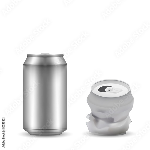 new and breaked aluminum can