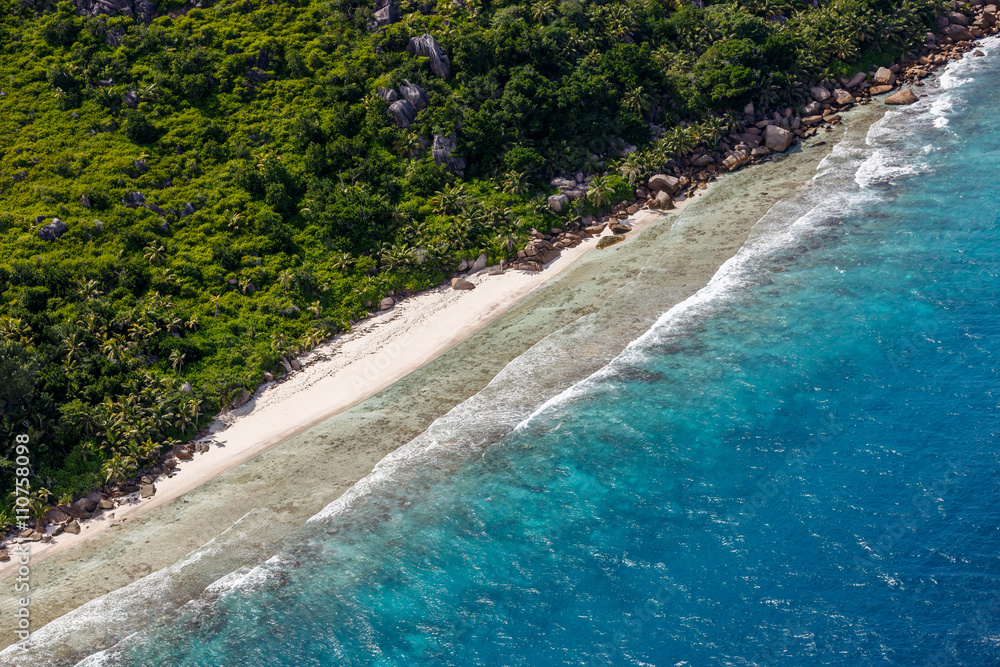 Seychelles, île Petite Soeur, Vue aérienne