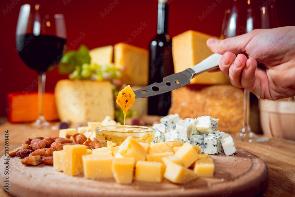 Knife with piece of cheese