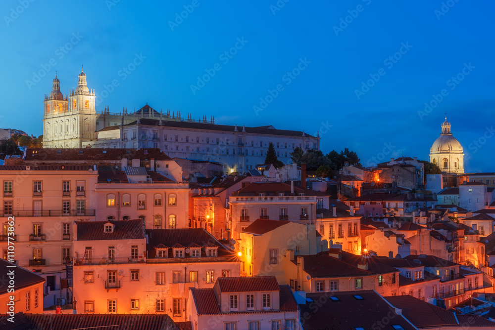 Lisbonne by night