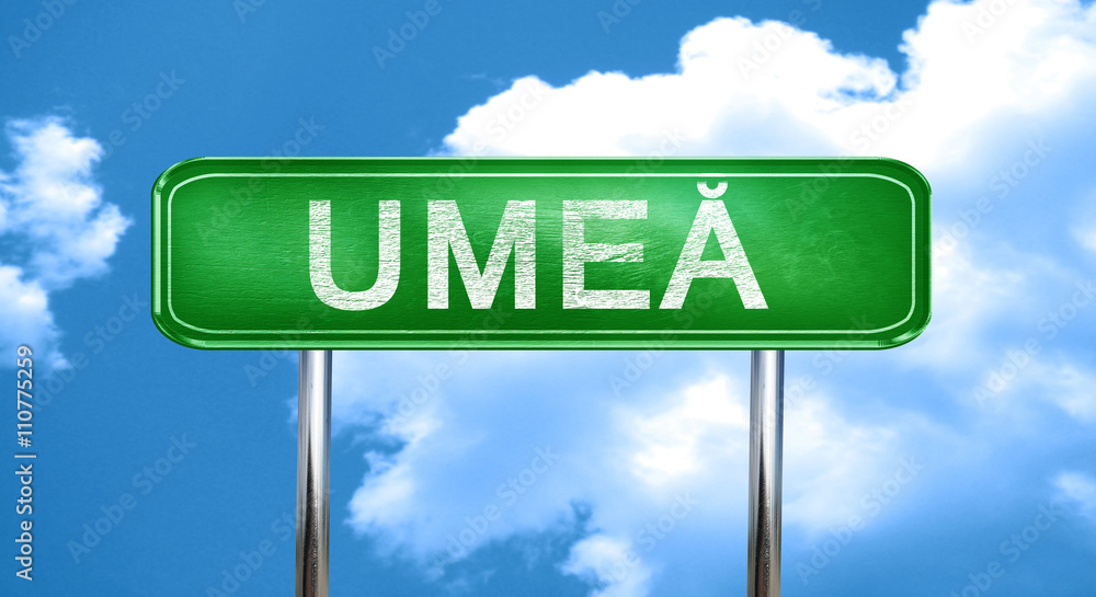 Obraz premium Umea vintage green road sign with highlights