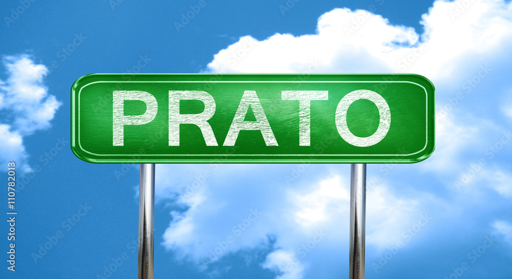 Obraz premium Prato vintage green road sign with highlights
