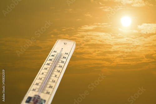 thermometer in the sky, the heat