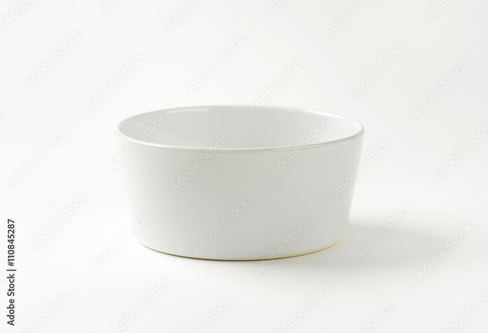 Round serving bowl Round serving bowl