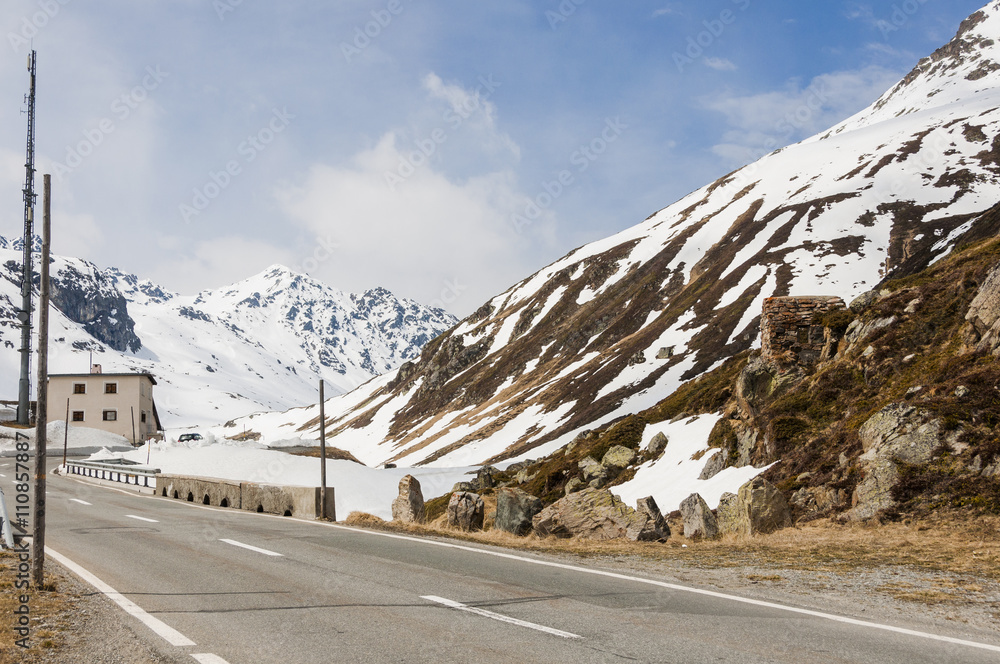 Davos, Flüelapass, Flüela, Passstrasse, Alpenpass, Alpen, Schweizer Berge, Passhöhe, Bergstrasse, Frühling, Engadin, Graubünden, Schweiz Davos, Flüelapass, Flüela, Passstrasse, Alpenpass, Alpen, Schweizer Berge, Passhöhe, Bergstrasse, Frühling, Engadin, Graubünden, Schweiz