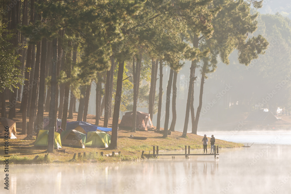 Fototapeta premium Pang Ung at sunrise