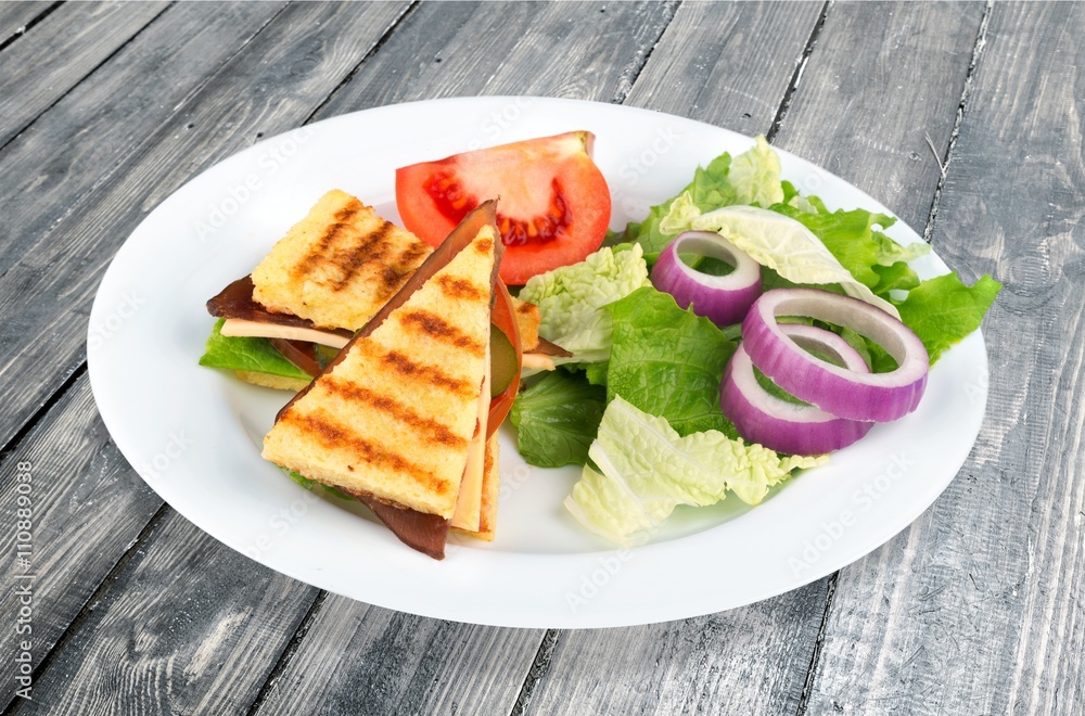 Sandwich. Sandwich.