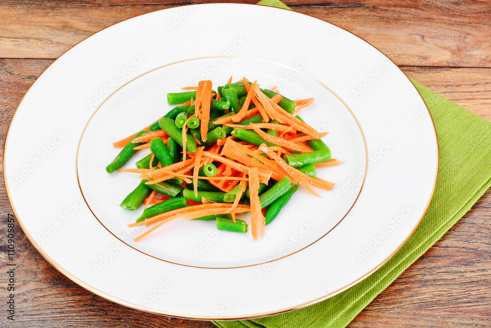 Green Beans with Carrots