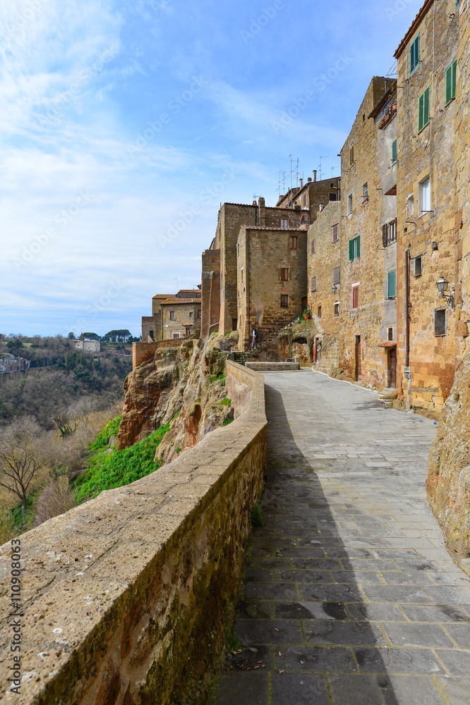 Pitigliano (Tuscany, Italy) is an etruscan and medieval town in the province of Grosseto