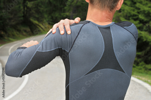 Fototapet Sport injury, Man with shoulder pain