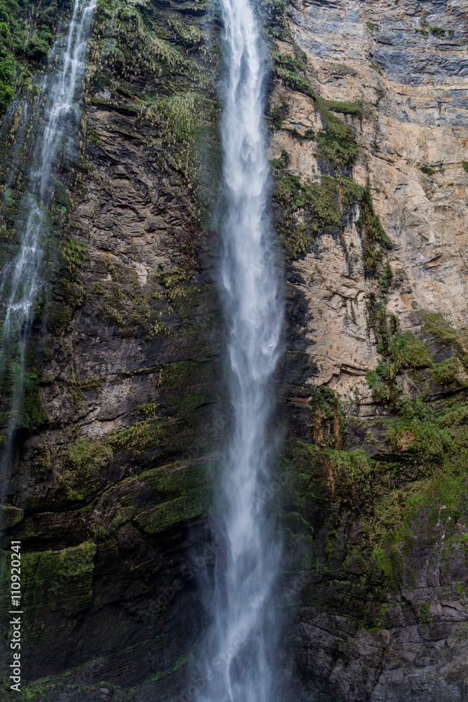 Catarata de Gocta, one of the highest waterfalls in the world (771 m in two cascades), northern Peru.