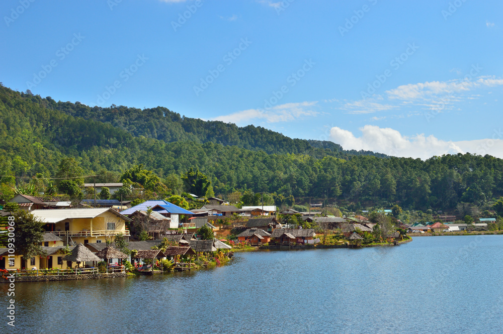 Naklejka premium Baan rak thai , the village in a lake , meahongson , Thailand