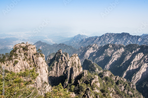 Huangshan Mountain(yellow mountain), Anhui, China © cacaroot