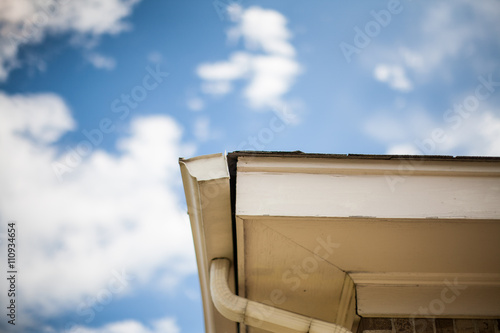 Gutter on Roof Line  © cpcthatsme
