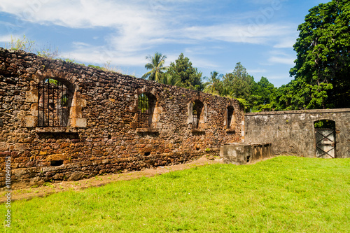 Valokuva Ruins of former penal colony at Ile Royale, one of the islands of Iles du Salut