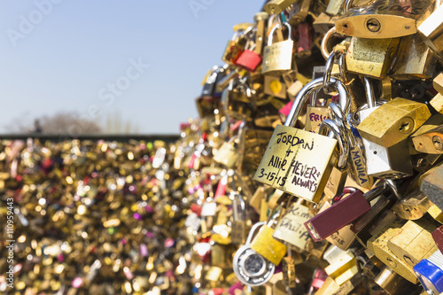 Love Locks, Pont Neuf, Quais de L'Horloge, Ile de la Cite, Paris, France photo