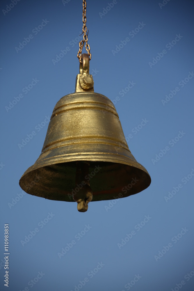 Fototapeta premium Temple bell close up