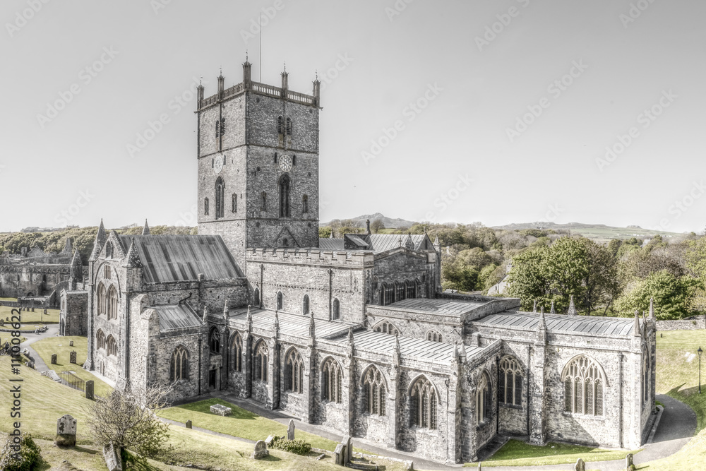 St Davids Cathedral horizontal photography BW