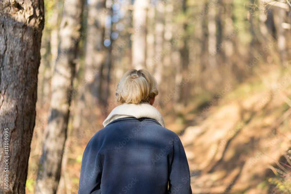 Portrait of young beautiful woman in autumn pullover. Blonde gir Portrait of young beautiful woman in autumn pullover. Blonde gir