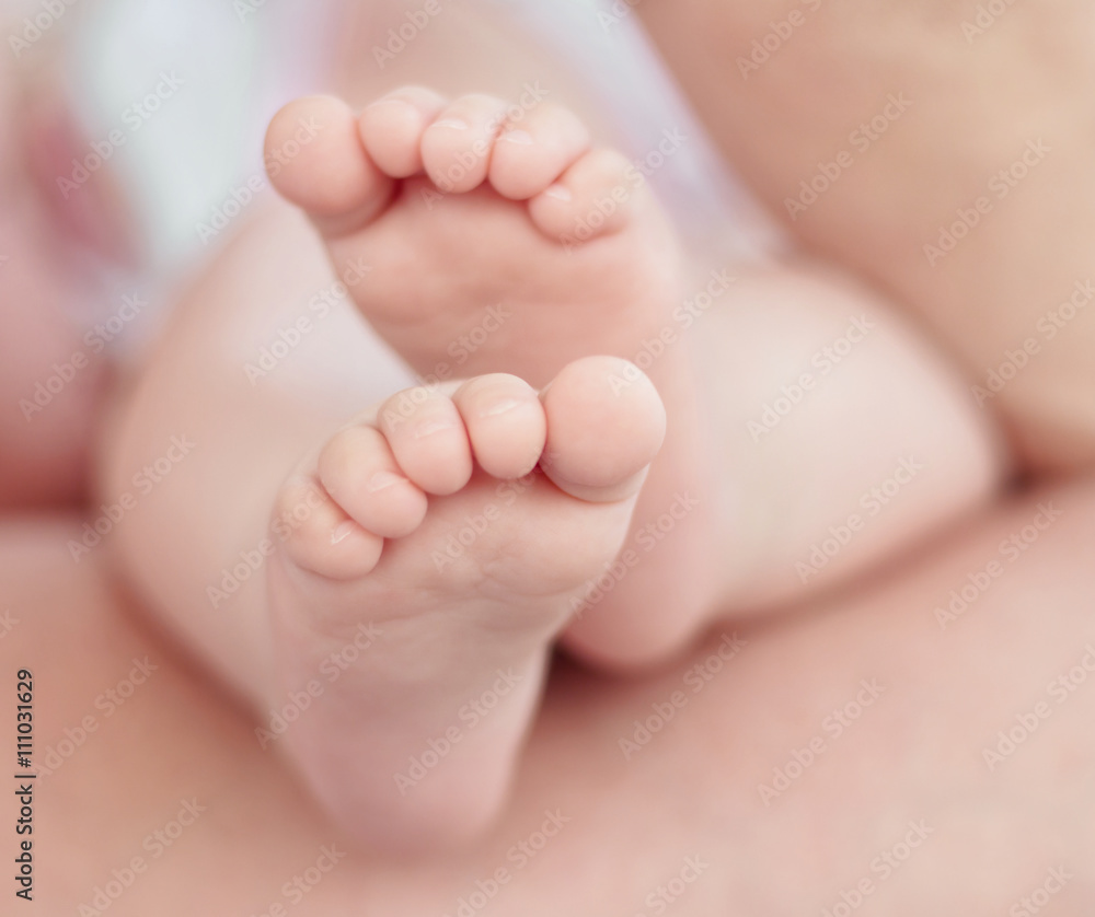 Picture of little baby feets.