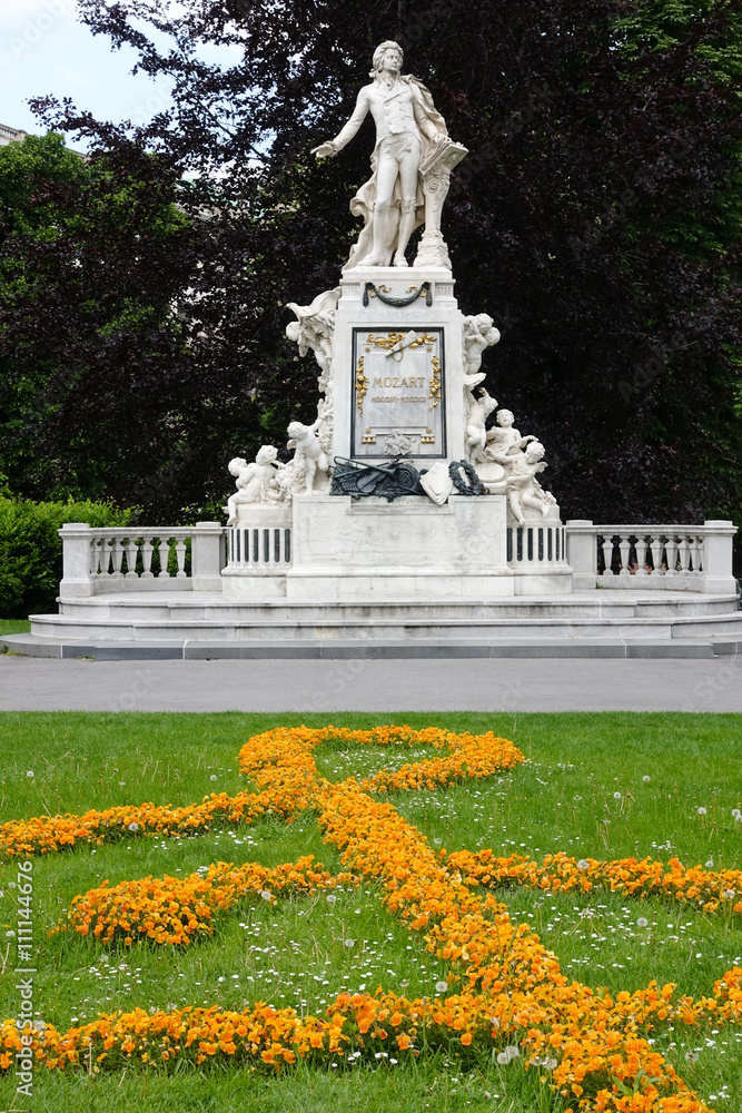 Mozart Denkmal Wien